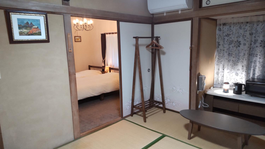 Bedroom 2, 民泊haruna, Yufu