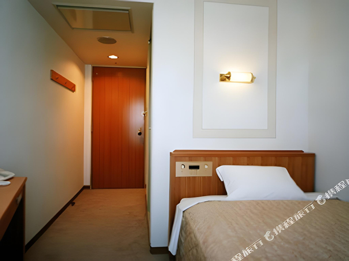 Bedroom 2, Hotel Crest Dio, Ibaraki
