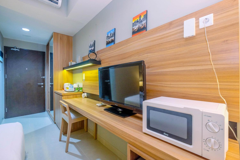 Others 2, Cozy Studio (No Kitchen) Mustika Golf By Travelio, Cikarang