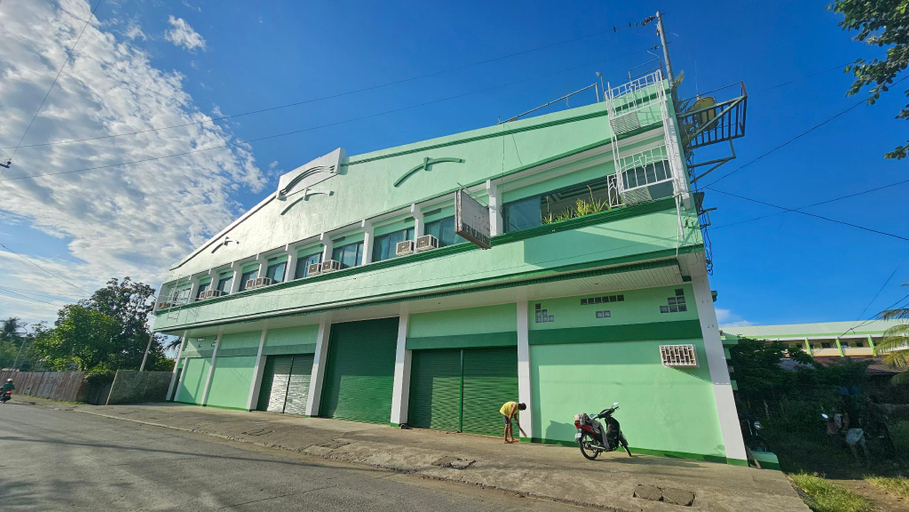 Parking lot, Green Mellow Court Capitol Avenue, Dipolog City