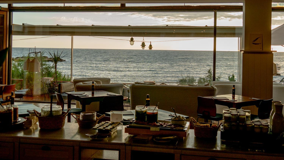Food & Drinks 5, Hostal Empuries, Girona