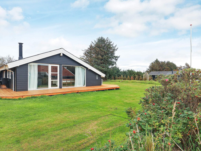 Exterior & Views 1, Cozy Coastal Retreat in Gronhoj-By Traum, Jammerbugt