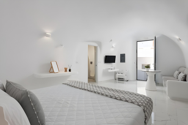 Bedroom 3, White Concept Caves, South Aegean