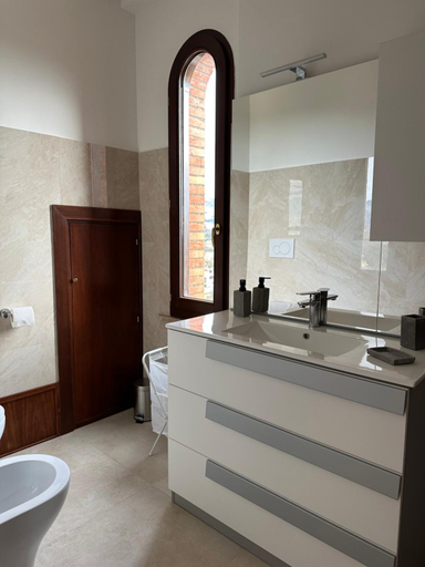 2, La Torretta, Rome