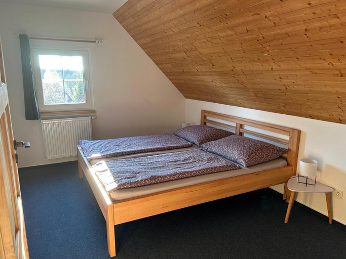 Bedroom 5, Vila 66 - Cista v Krkonosich, Trutnov