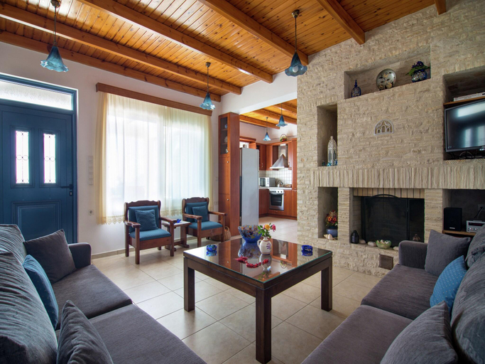 Others 5, Villa in Lefkogia near Souda Beach, Crete
