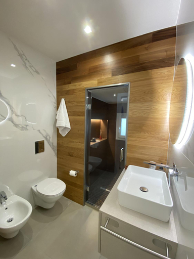 Bathroom 2, Suite san Giorgio, Bari