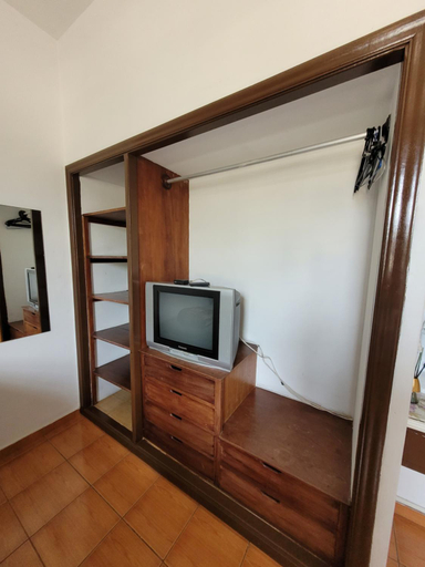 Others 3, Casa da Edna, Guarujá