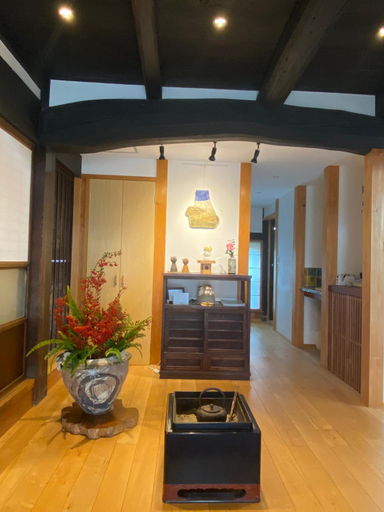 Public Area 1, Hills House Second, Tokoname