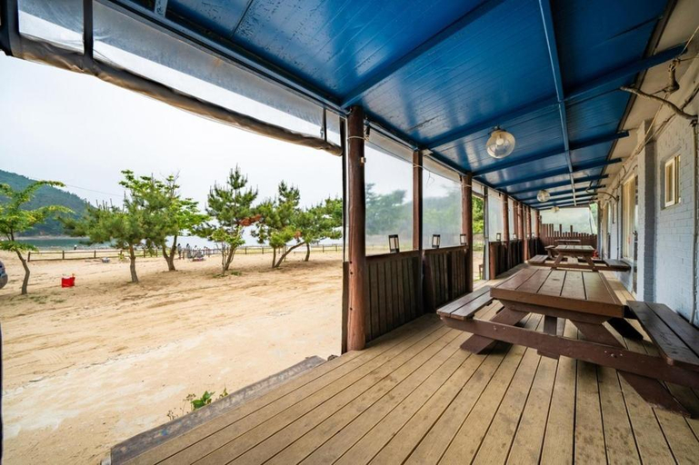 Others 2, Bakripo Badawa Padosori Camping pension, Taean