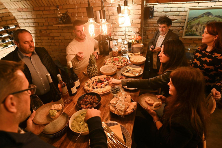 Food & Drinks 3, Goldcentral Apartments - Stylish Apartments - Wine Tasting Access, Budapesti
