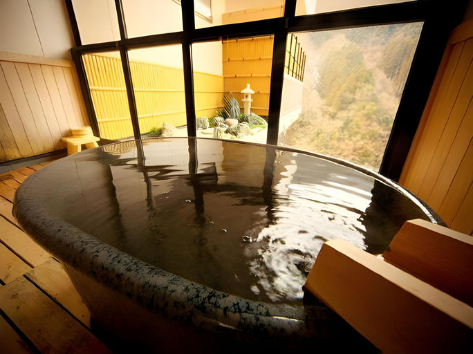 Bathroom 2, Iyabijin, Miyoshi
