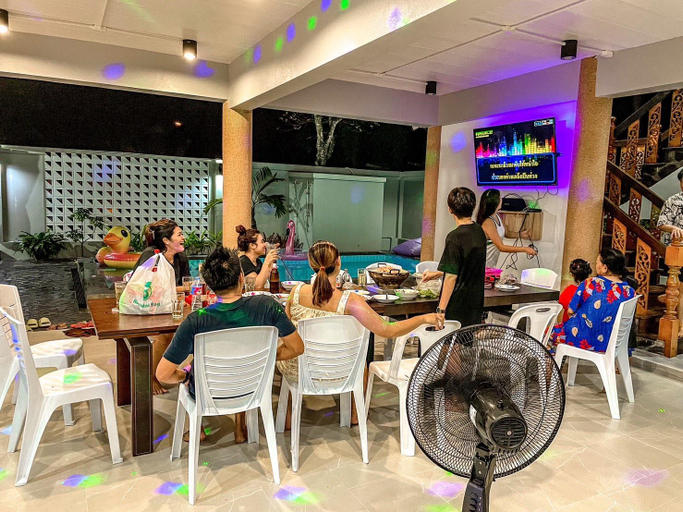 Food & Drinks 2, Avita Pool Villa, Sichon
