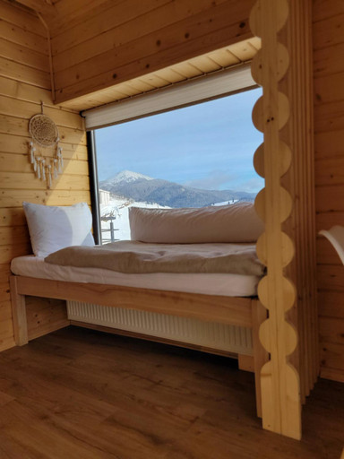 Bedroom 2, Шале Green Land, Nadvirnians'kyi