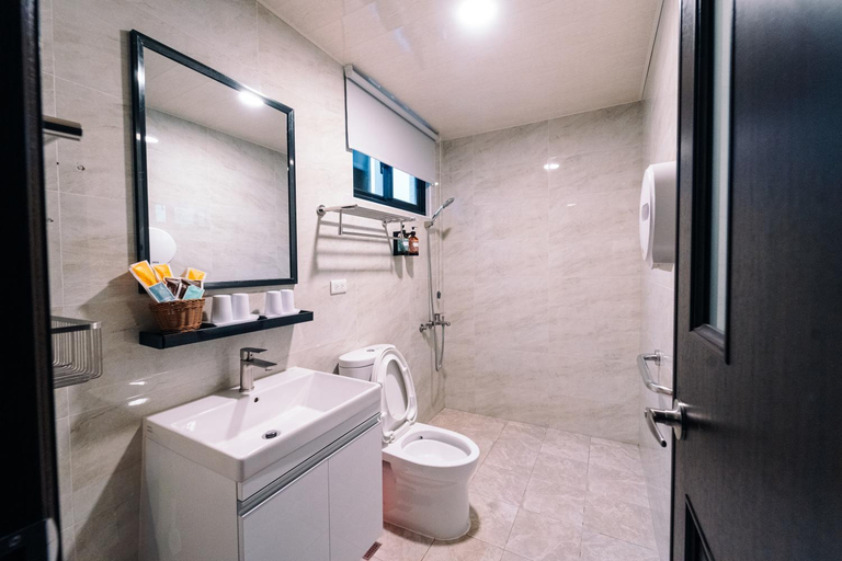 Bathroom 3, 玉井拱月民宿, Tainan