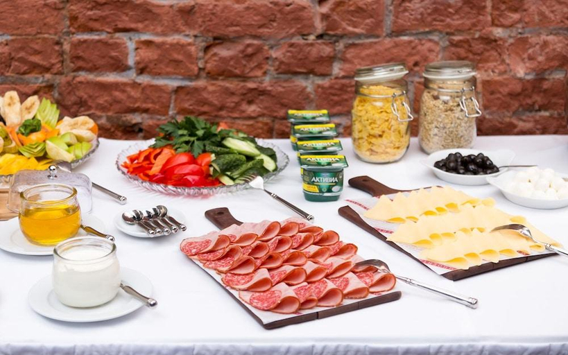 Food & Drinks 5, Hotel Akhilles i Cherepakha, Sankt-Peterburg gorsovet