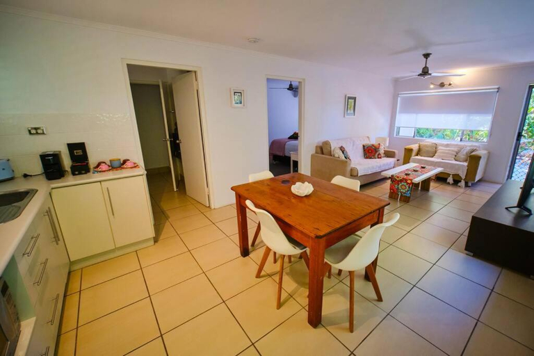 Kitchen 4, Serenity, Magnetic Island