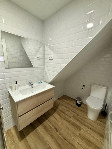 Bathroom 2, Why Not Malaga Apartments, Málaga
