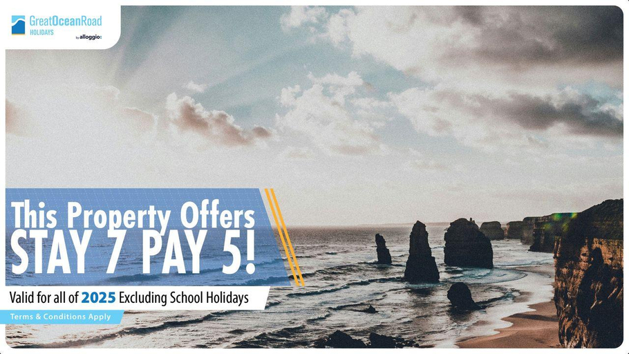 Others 4, Oasis on Weir, Surf Coast - West