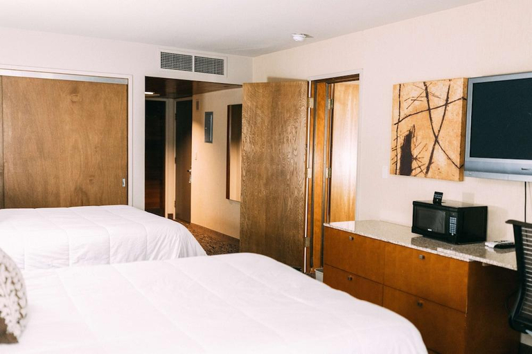 Bedroom 3, Resort at The Mountain; BW Premier Collection, Clackamas