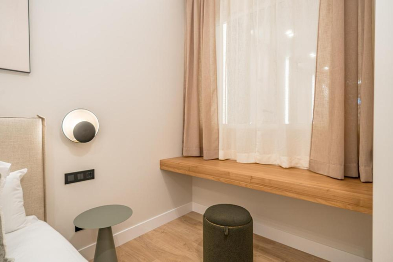 Others 5, Centro XXI calle Principe 3BR 3BH, Madrid