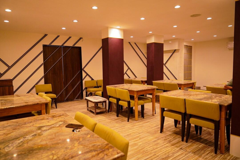 Food & Drinks, The Flamboyant Natraj, Bharuch