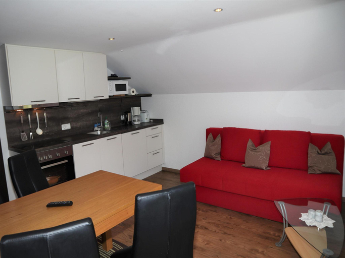 Others 4, Apartment in Krimml near Waterfalls, Zell am See