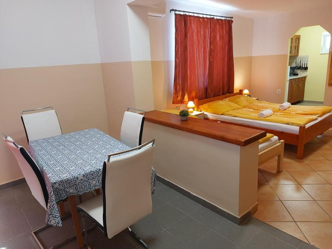Others 2, Balassa Csaladi Apartman, Hévíz/Keszthely