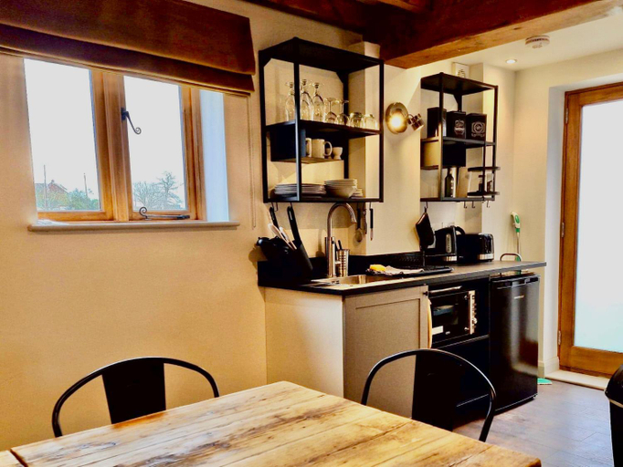 Others 5, Hastings Retreat Rural barn conversions with Private Lake, Leicestershire
