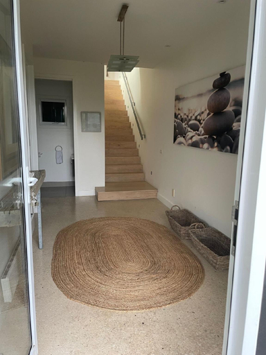 Others 4, Drift - Luxury, location and ocean views, Colac-Otway - South