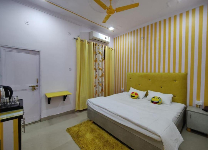 Bedroom, Yellow Inn Guest House, Lucknow