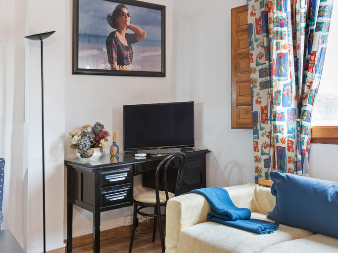 Others 5, Holiday Home in Deltebre near the Beach, Tarragona