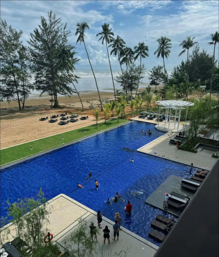 Sport & Beauty 2, Freedom Flamingos@ROXY Beach, Lundu