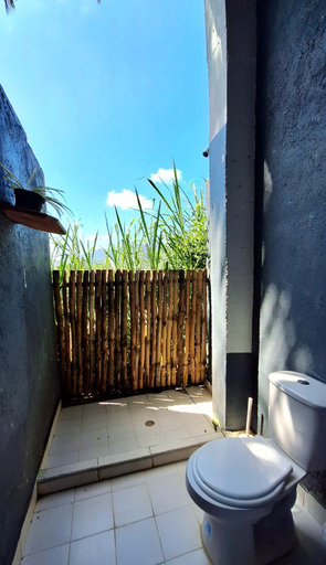 Bathroom 2, Hostal Mama Tayrona, Santa Marta (Dist. Esp.)