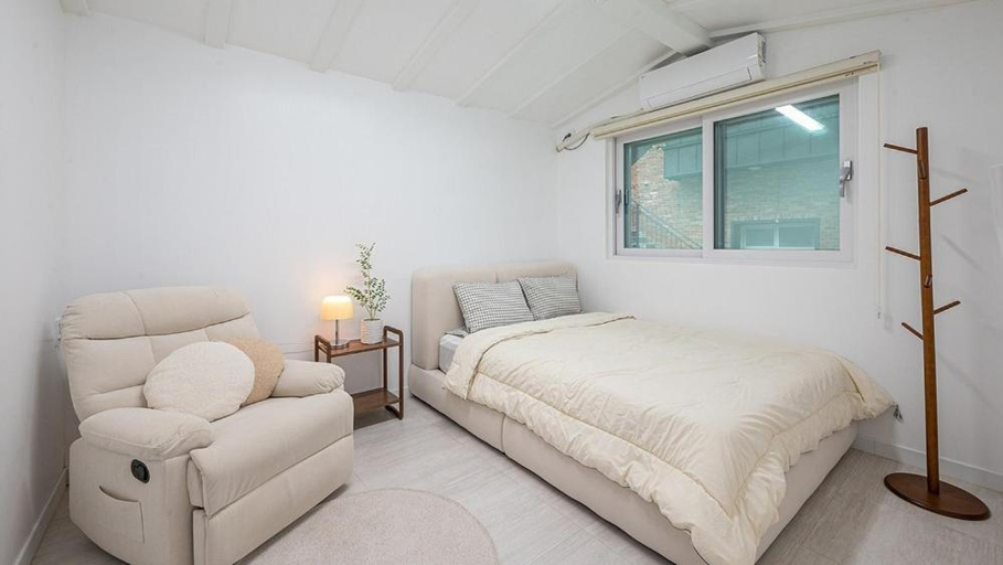 Bedroom 2, Gapyeong Kongkong Kids Pool Villa, Gapyeong