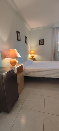 Bedroom 2, Chambre B&B a Font Margout - Calme - 4km de Sarlat - Petit-dejeuner, Dordogne