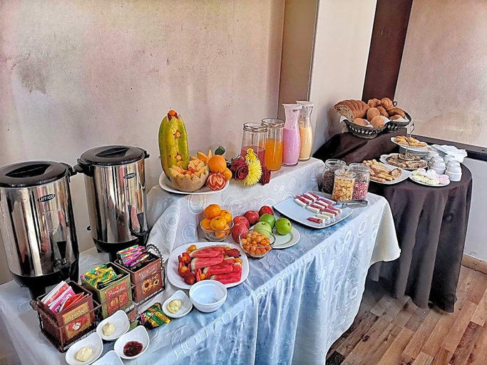 Food & Drinks 4, Muros Quito, Quito
