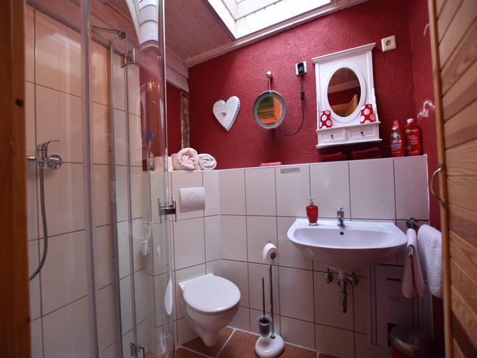 Bathroom 2, Wohnung in Ribnitz Damgarten, Vorpommern-Rügen