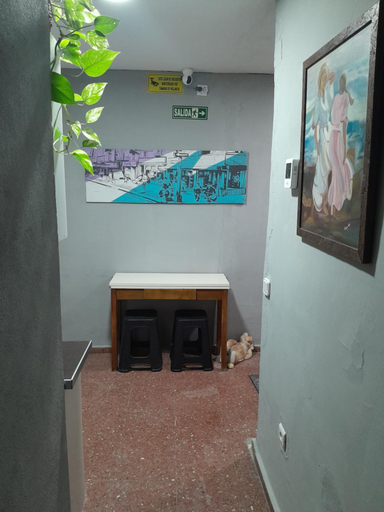 Others 5, Nueva 2, Cádiz