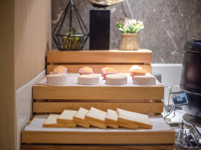 Food & Drinks 5, Echarm Hotel Nanning the MixC Exhibition Center Metro Station, Nanning