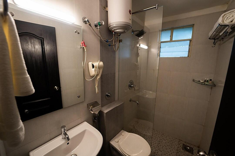Bathroom, Casa Ahaana by AB6, North Goa