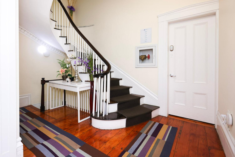 Others 3, Downtown Beacon Hill, Convenient, Comfy Studio #10, Boston