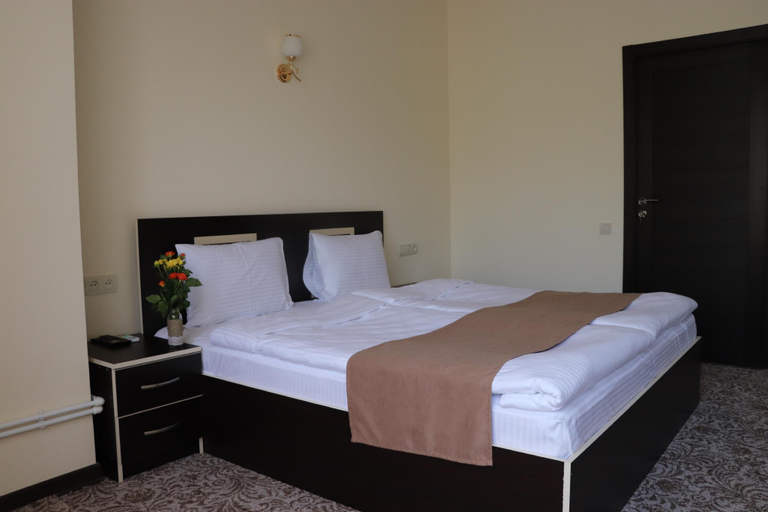 Bedroom 3, Yerevan Centre Hotel, Yerevan