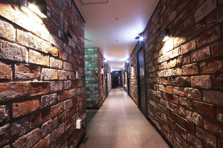 Others 4, Ulsan Mugeodong M, Jung