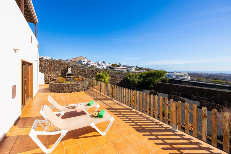 Facilities 5, Villa Asomada, Las Palmas