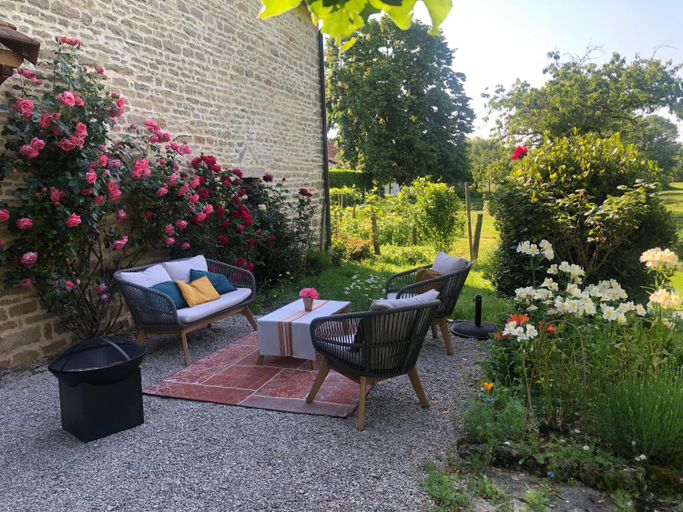 Others 5, Les Pres d'Allerey, Saône-et-Loire