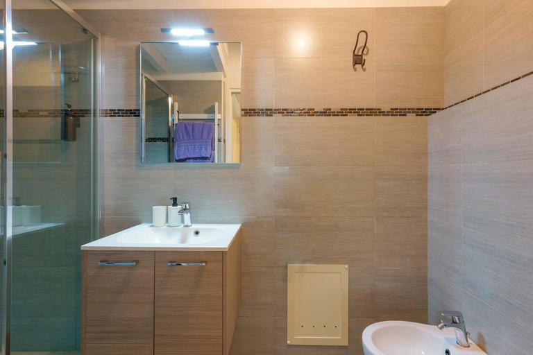 Bathroom, Il Cagliarese B&B, Cagliari