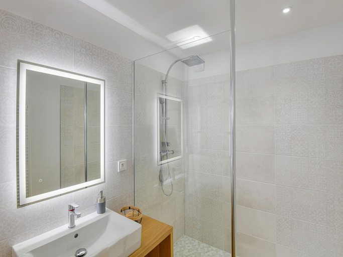 Bathroom 3, Family Retreat in Prats-du-Perigord, Dordogne