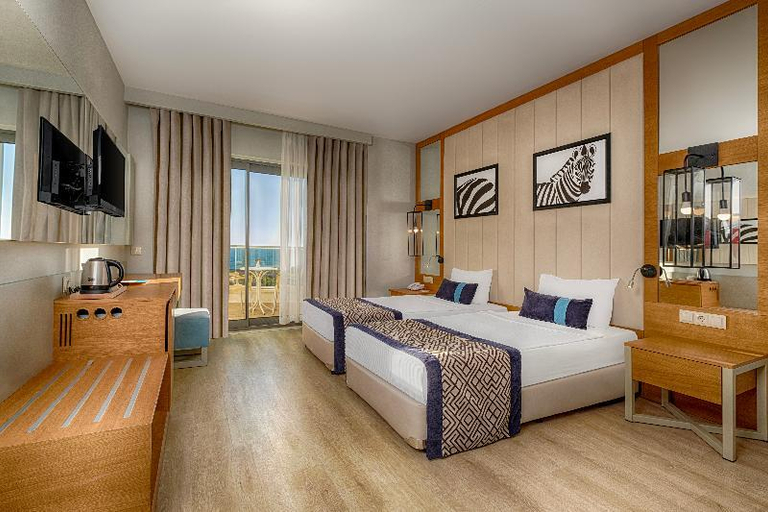 Bedroom 3, Calido Maris Hotel Ultra All Inclusive, Manavgat