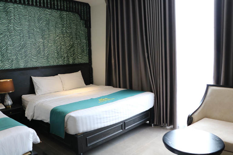 Bedroom 3, Royal Hotel City Centre, Móng Cái